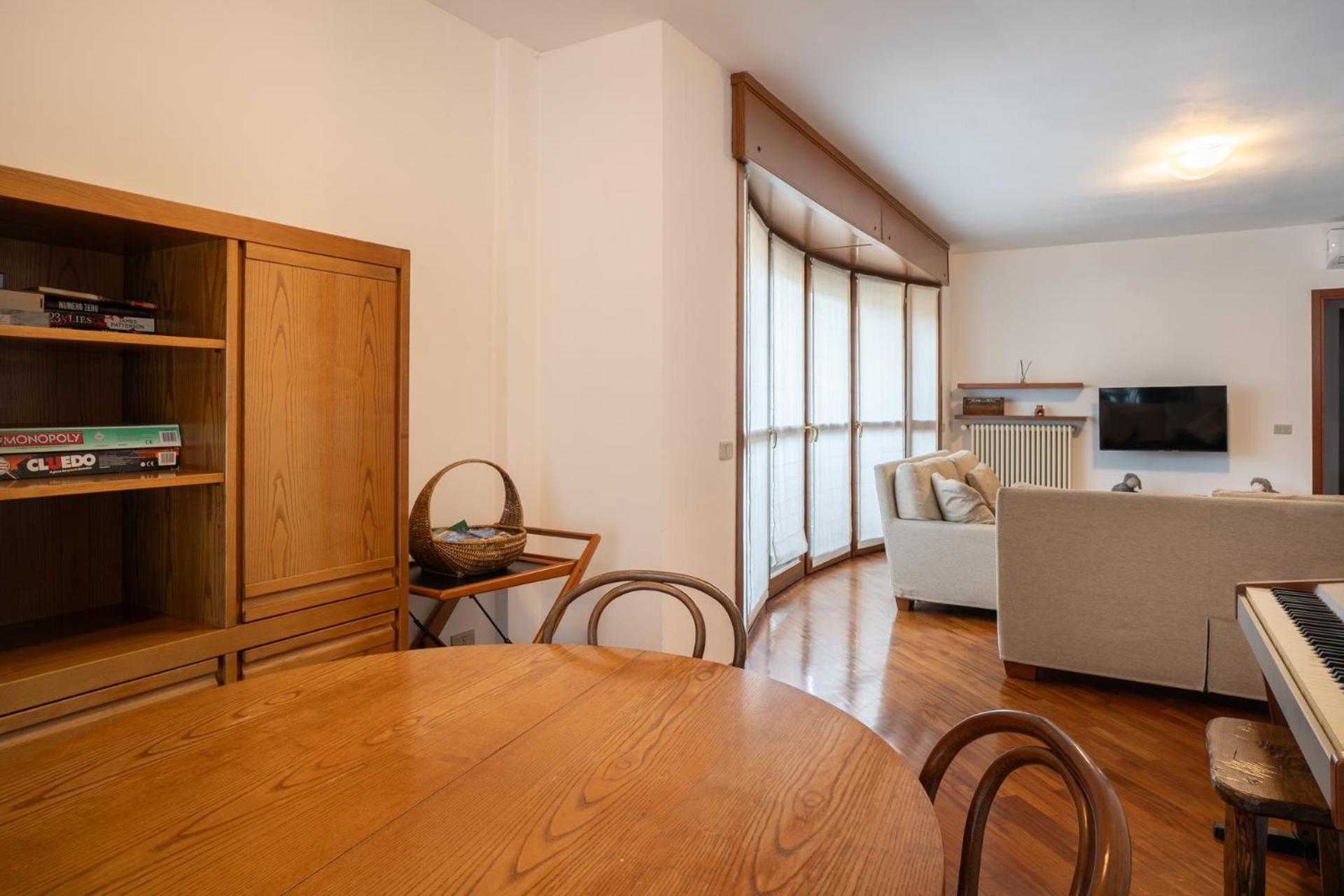 Spacious Bright Apartment Near City Center And Como Lake With Air Conditioning Lecco Exterior foto